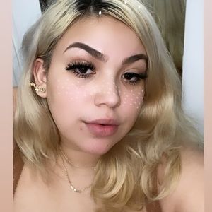 Meet your Posher, Mayra